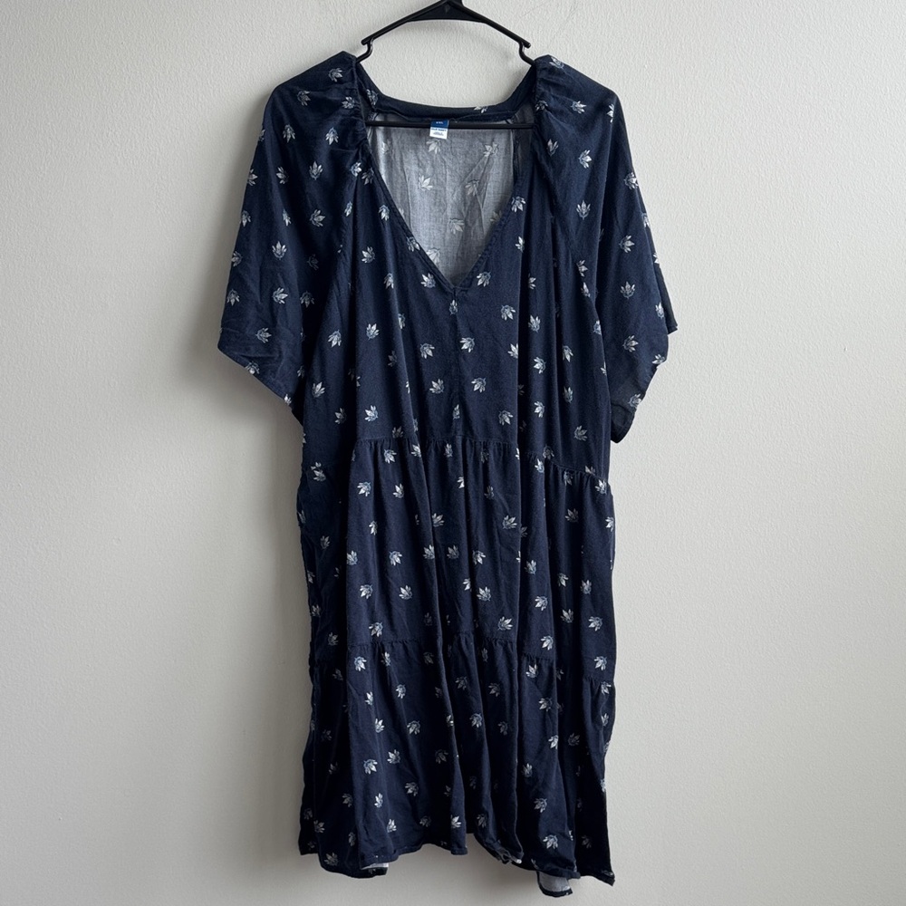 Elegant Navy Blue Women's Dress
